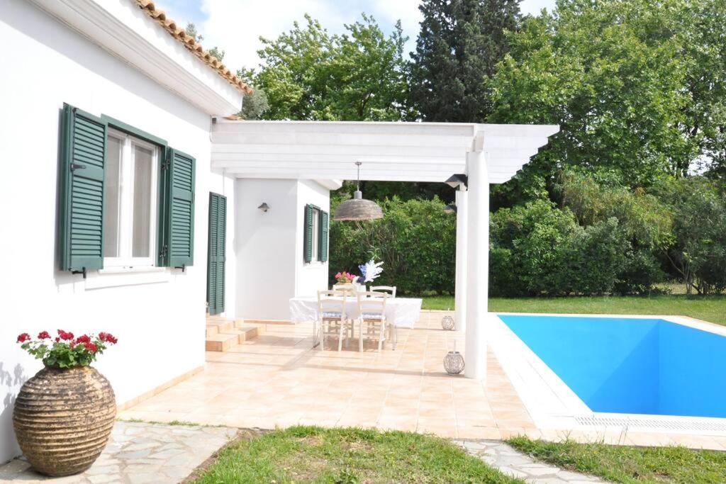 Villa Erietta Near Lefkas Center Apolpaina Exteriör bild