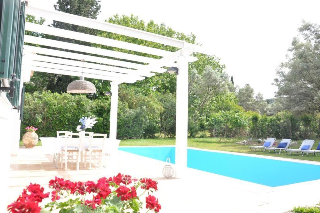 Villa Erietta Near Lefkas Center Apolpaina Exteriör bild